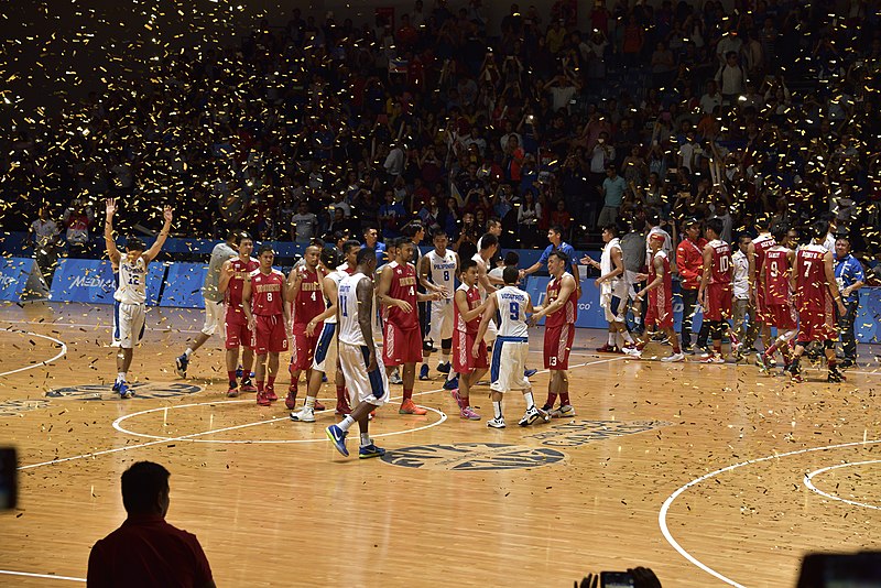 Medidas línea de tres puntos en baloncesto: ¿Cuánto mide y qué reglas se aplican?