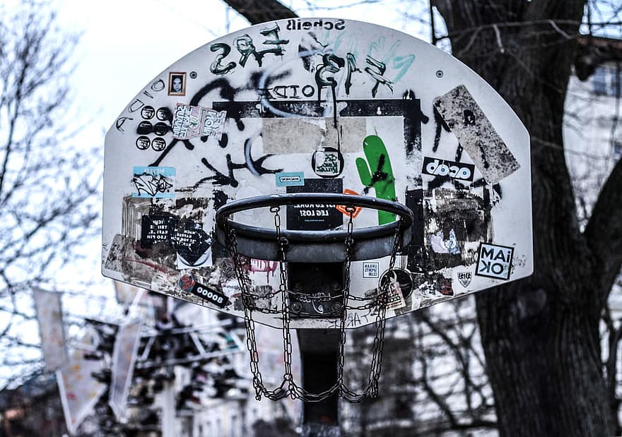 ¿Cuántos jugadores en un equipo de baloncesto? Titulares y suplentes desvelados.