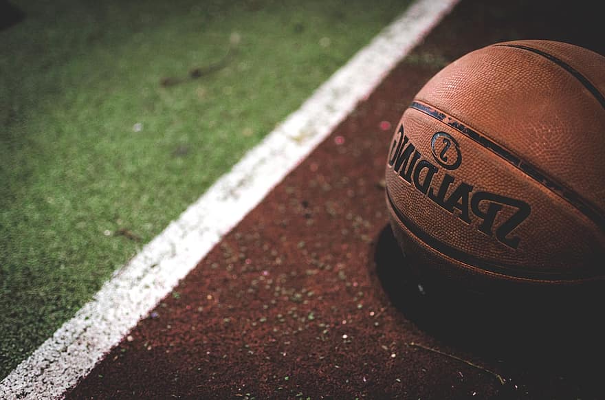 El objetivo de un partido de baloncesto: claves y estrategias a seguir.