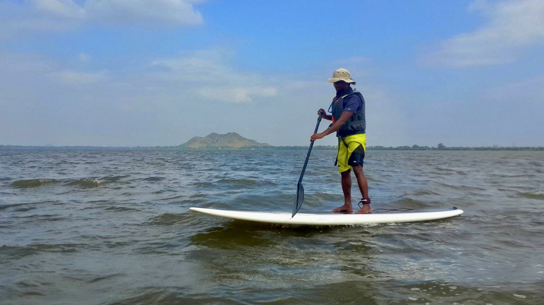 Altura de la red de pádel: medidas reglamentarias y consejos para ajustarla correctamente
