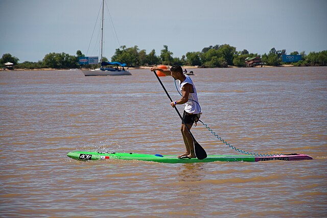 Mejores alimentos antes de un partido de pádel: qué comer para rendir al máximo