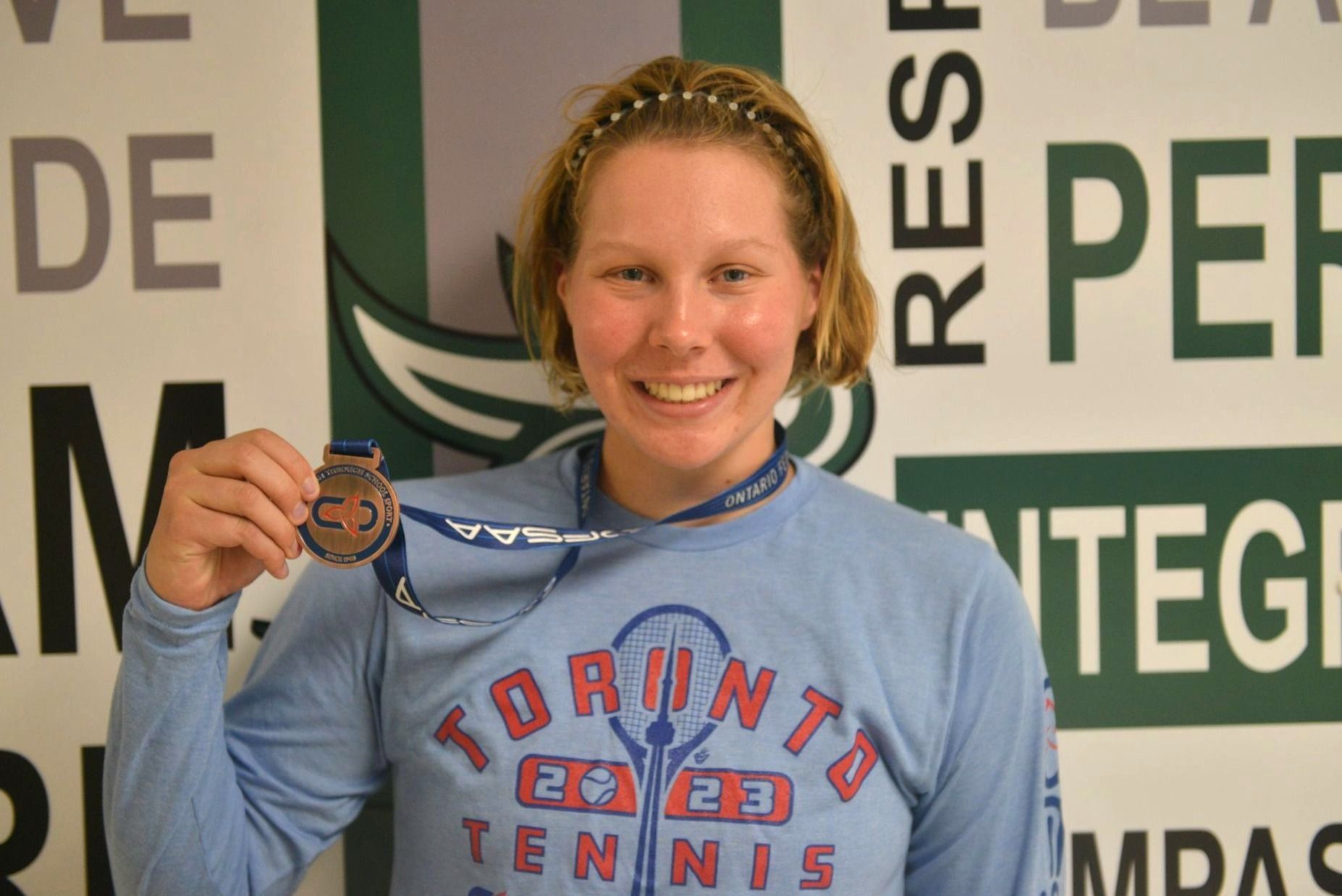 ¿Tenis o pádel? Descubre cuál es más difícil y desafiantepara tu juego