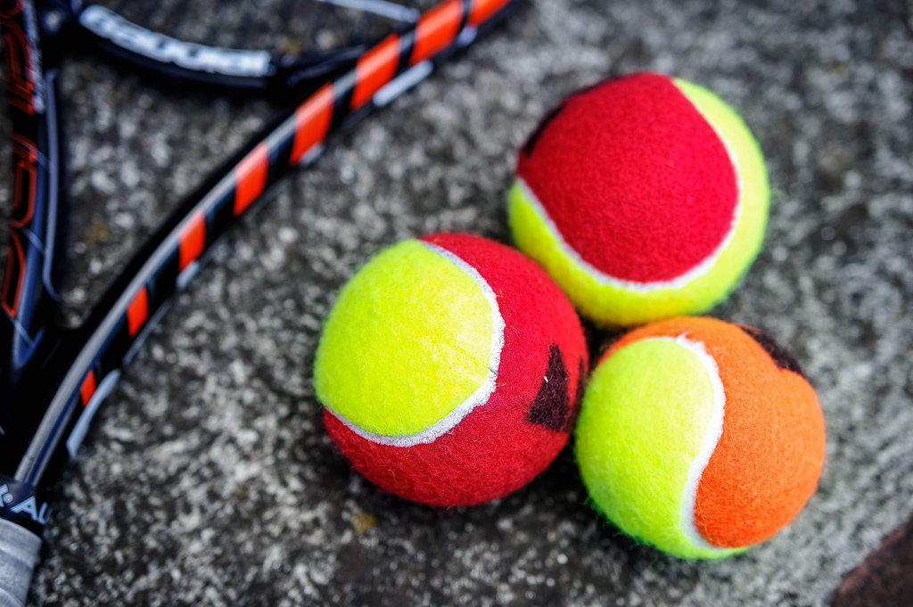 Descubre el Peso Ideal de una Pelota de Tenis: Todo lo que Necesitas Saber