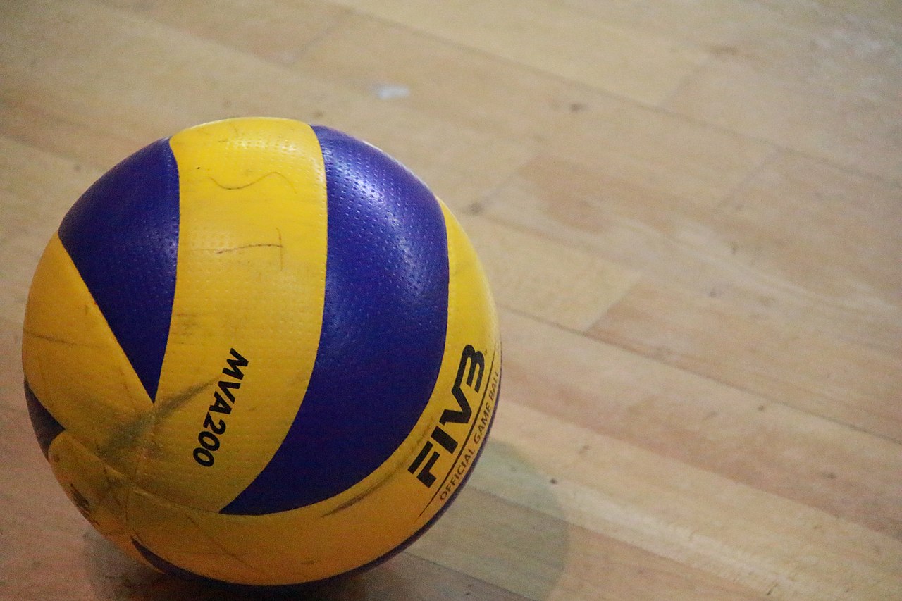 Dimensiones de la cancha de voleibol: Tamaño exacto para practicar y competir