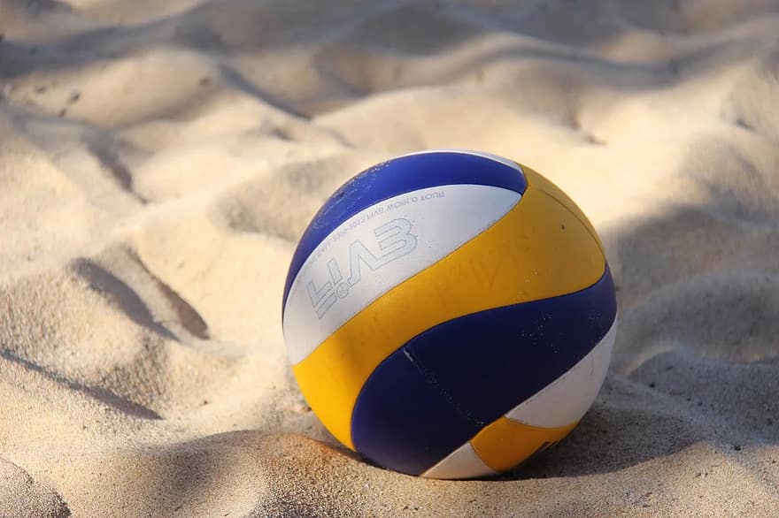 Todo sobre los 4 toques en el voleibol: reglas, técnicas y estrategias